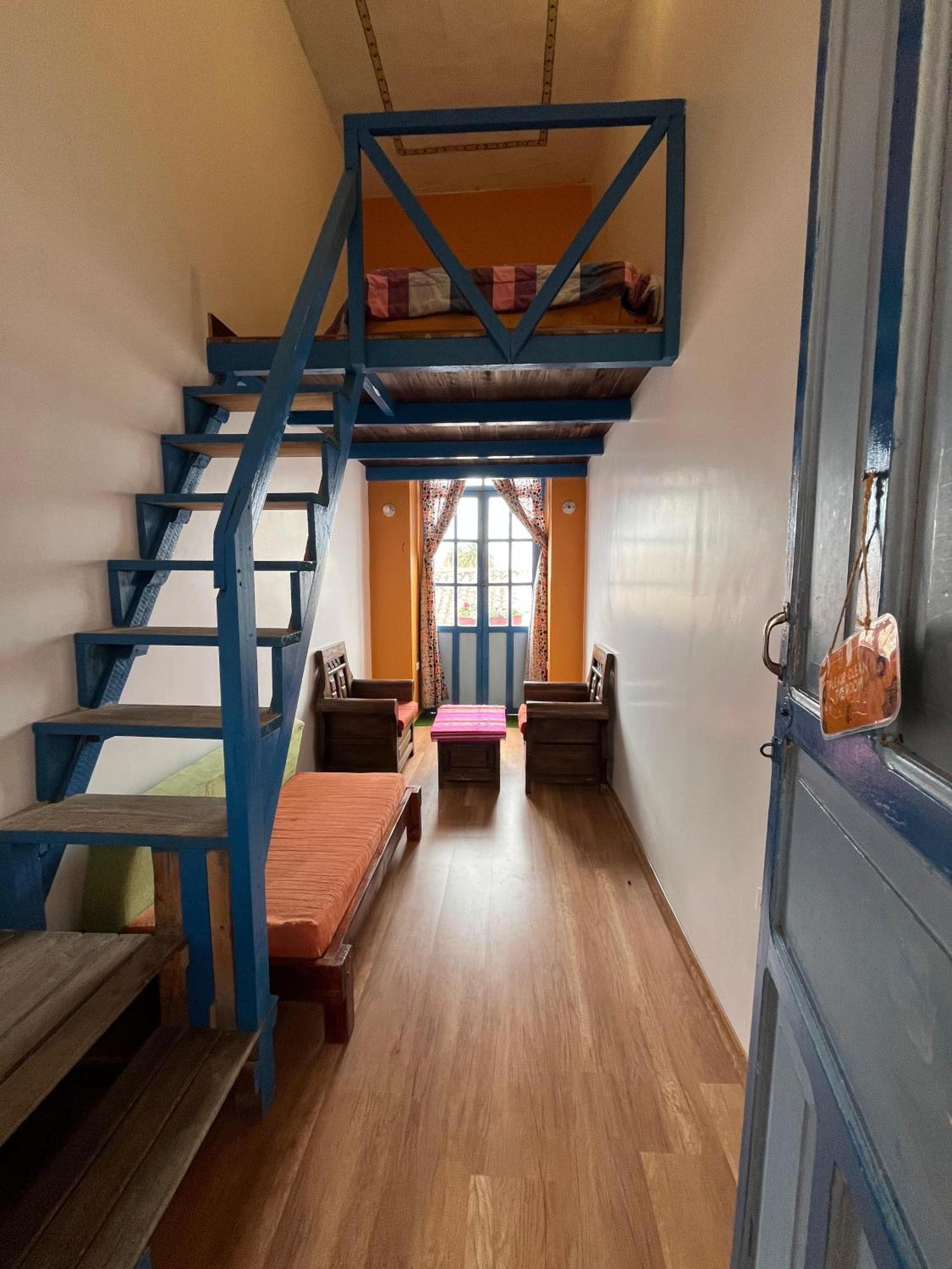 Hostal Cafe Tiana 라타쿵가 외부 사진